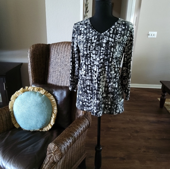 Chico's Ladies Tunic Top - Picture 8 of 9